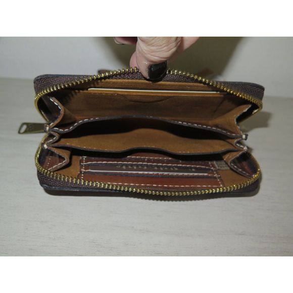 Patricia Nash S1470618 Riot Rust Ragusa Signature Map Leather Wristlet Wallet - Picture 10 of 10